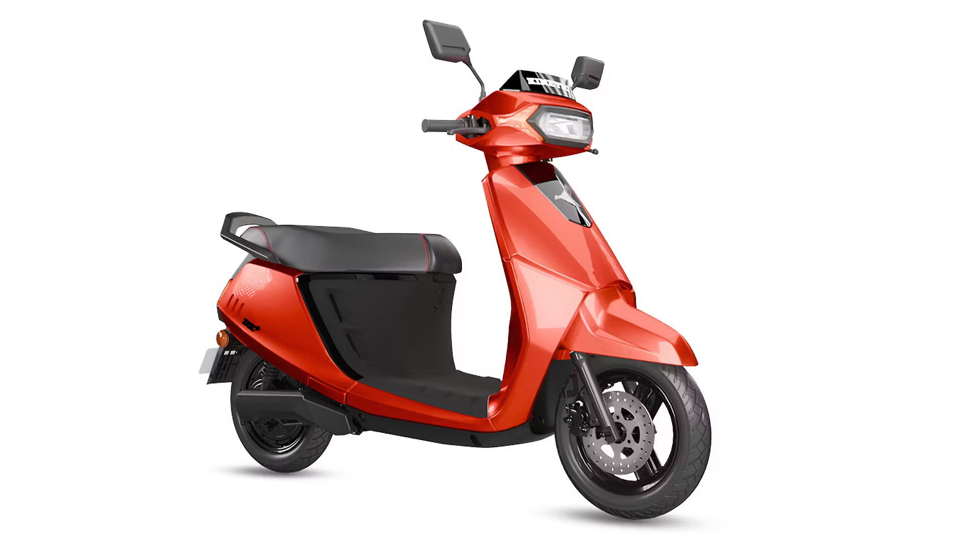 The Kinetic DX series now features larger batteries, offering a range of up to 132 Km. Featured Image